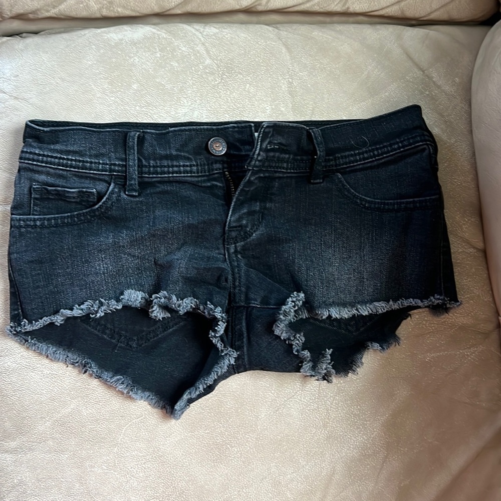 Black hollister shorts